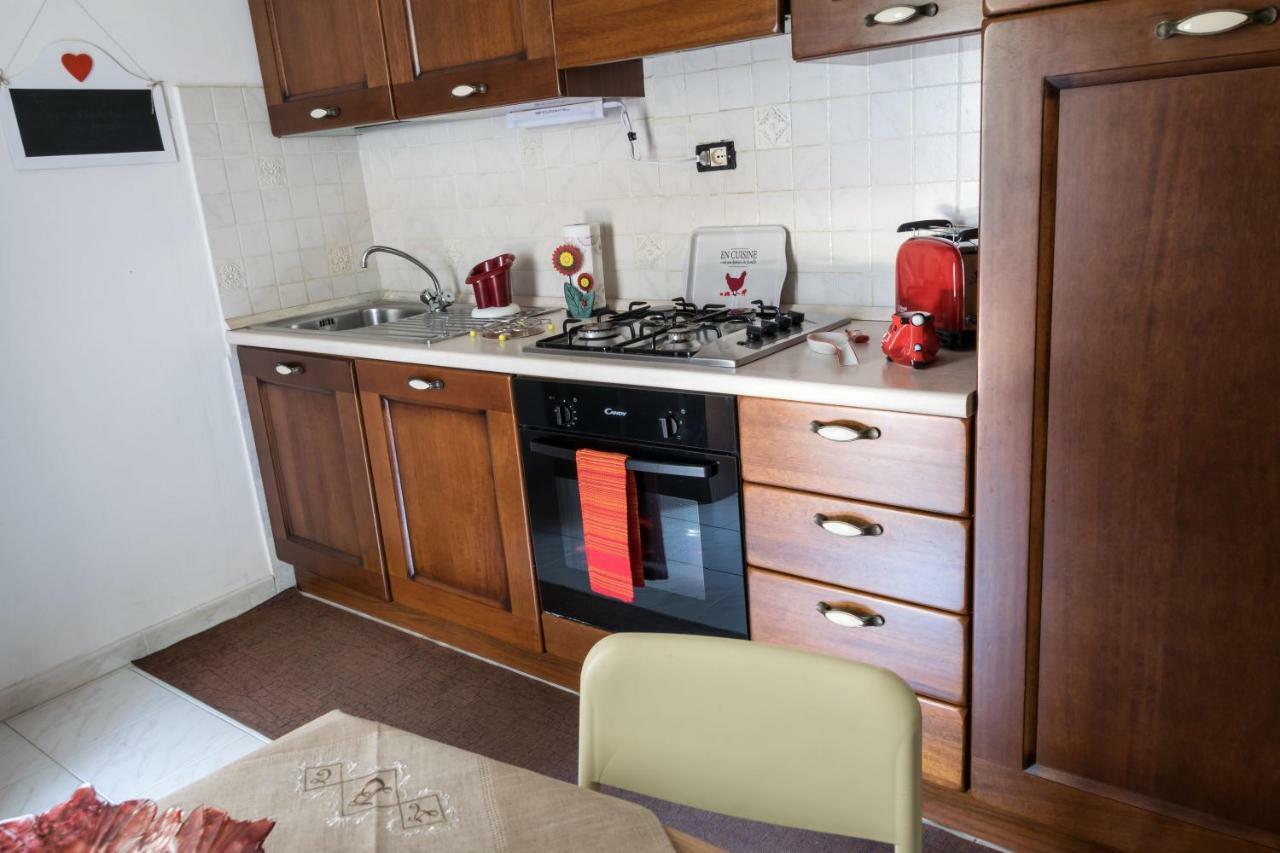 Alloggio Per Uso Turistico Villa Lido dei Pini Buitenkant foto